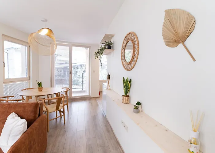 Stylish One-bedroom *